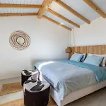 Holiday home Casinha Revira Volta *