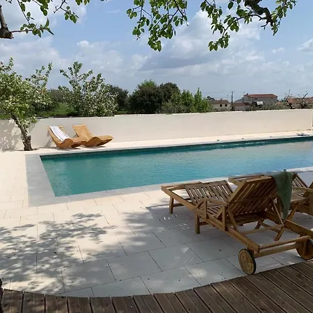 Casinha Revira Volta