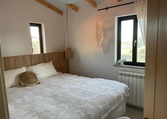 Casinha Revira Volta Nesperal